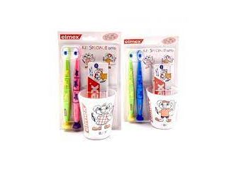 Special pack kids elmex 1 dentifricio elmex bimbi 50 ml + 2 spazzolini elmex bimbi 3-6 anni + 1 tazza omaggio